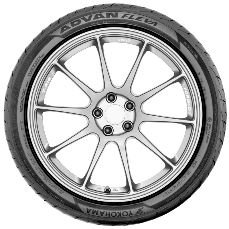 Yokohama Advan Fleva V701 Tire – 225/35R20 90W