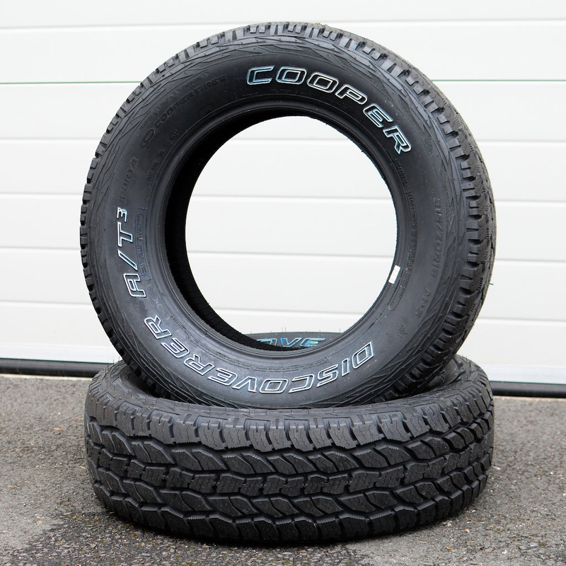 Cooper Discoverer AT3 All Terrain Tyres 205/70R15